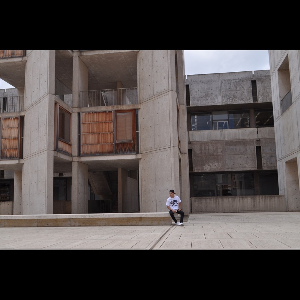 Shirt - Picture 2 of 2